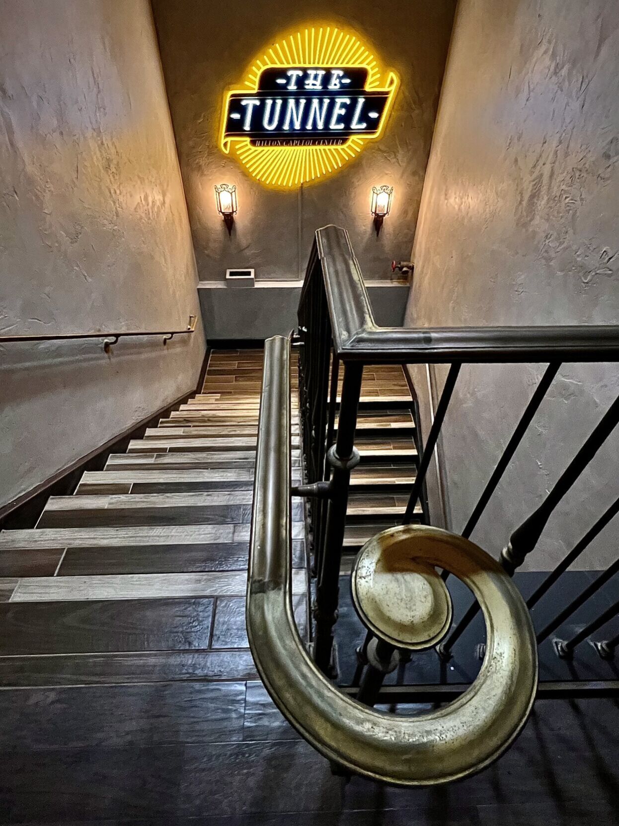tunnel 15